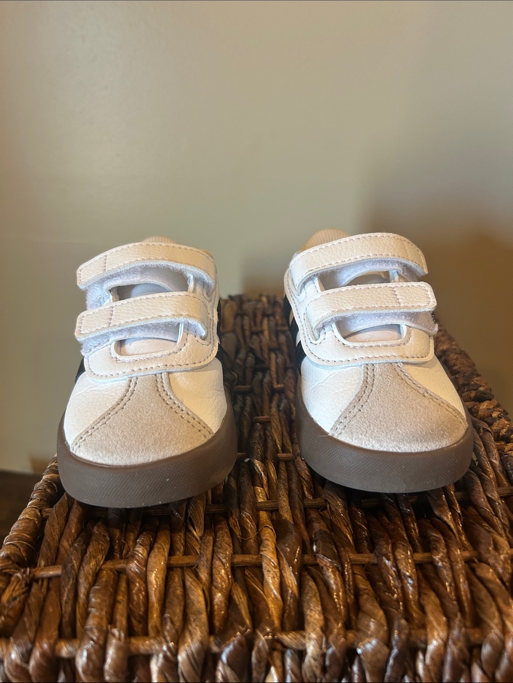 adidas toddler White & Black Velcro Strap Sneakers